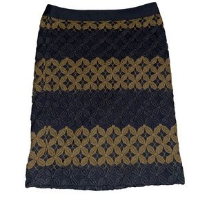 Loft Black and Tan Skirt With a knit Pattern and Back Zip Size 6